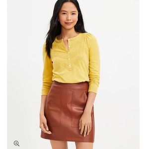Loft Faux Leather Pocket Shift Skirt - NWOT - Size 4